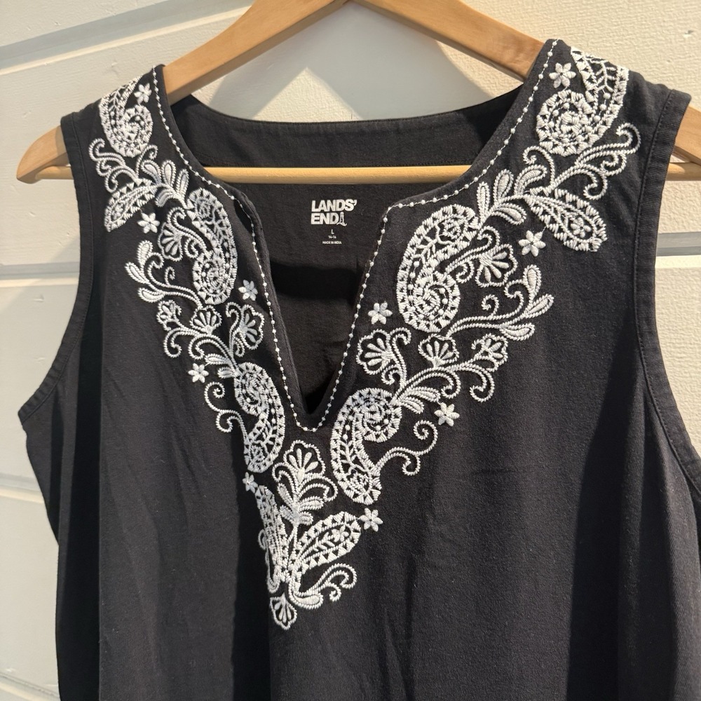 Land's End Black Sleeveless Dress w/White Embroidered Neckline~Size L (14-16)